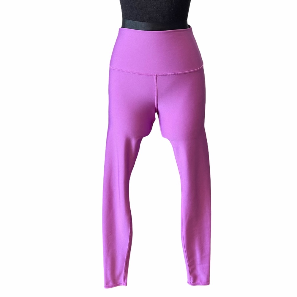 ALO Yoga High-Waist Leggings in Bright Purple